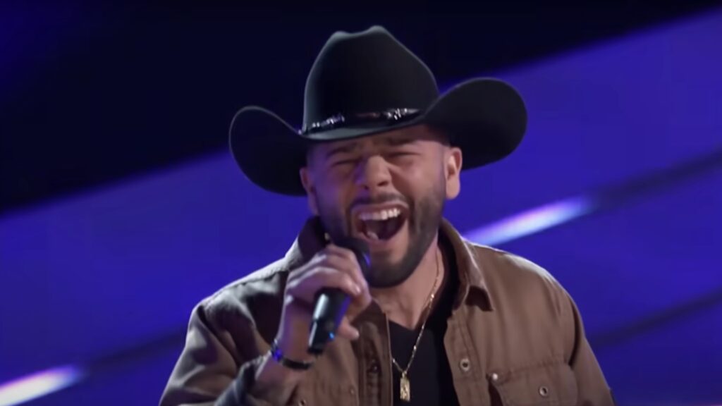 Police State Trooper Stuns Judge on ‘The Voice' - America Insider